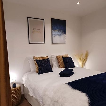 Le Petit Dubai Apartment Douai Ngoại thất bức ảnh