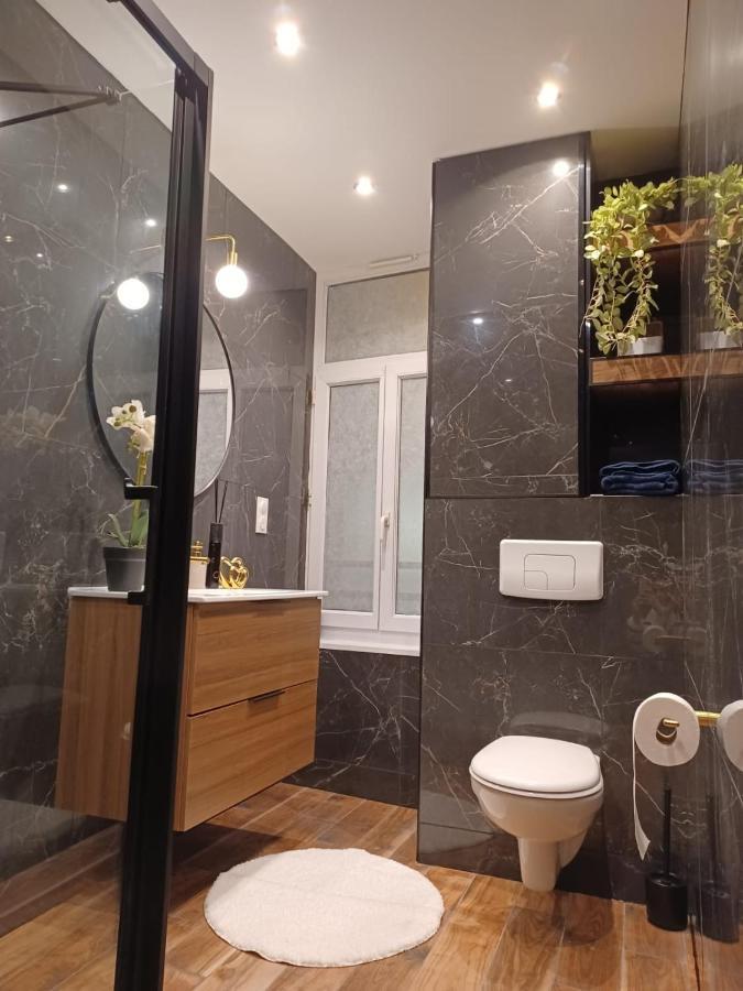 Le Petit Dubai Apartment Douai Ngoại thất bức ảnh